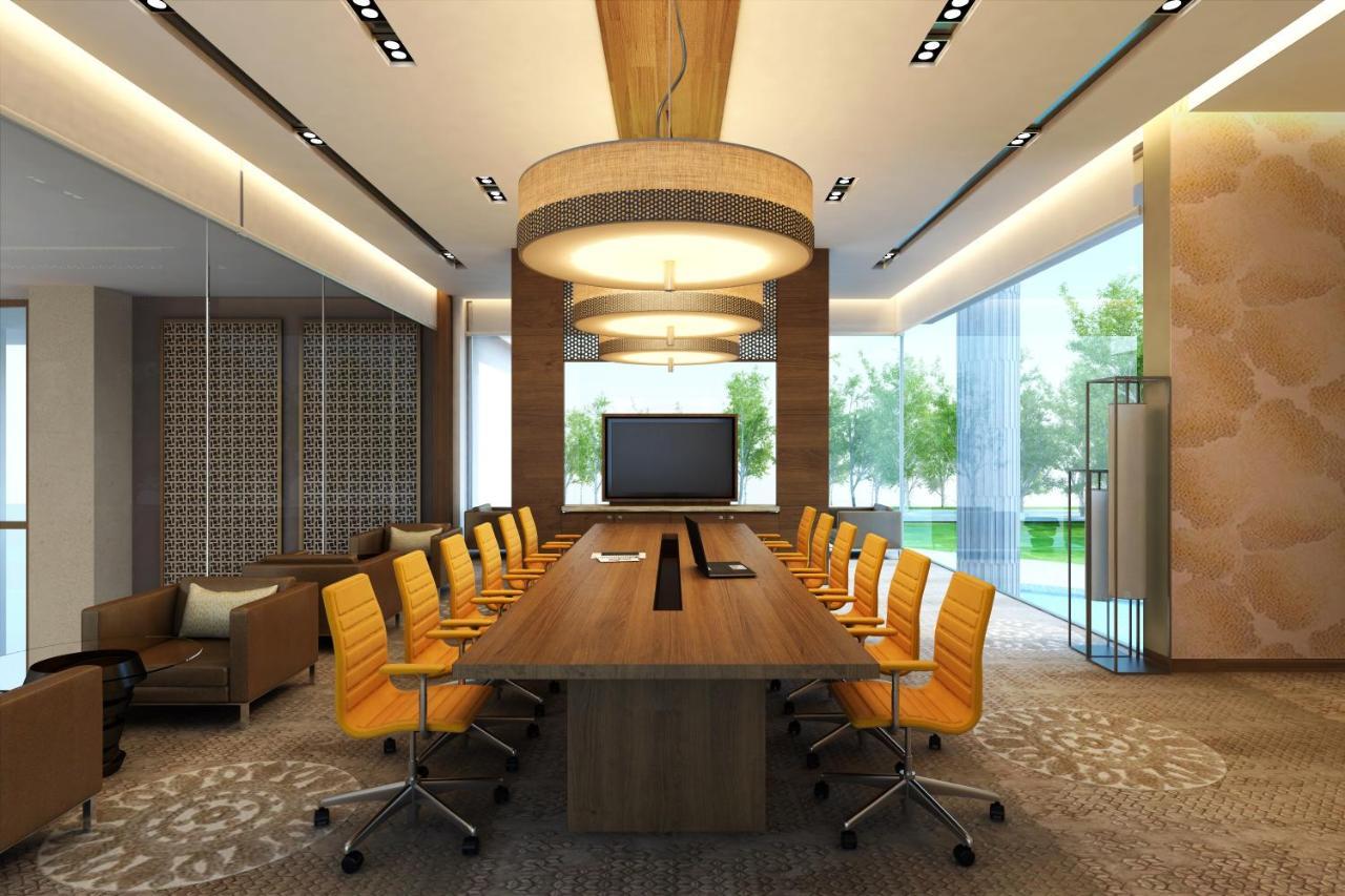 Courtyard By Marriott Raipur Hotel Buitenkant foto