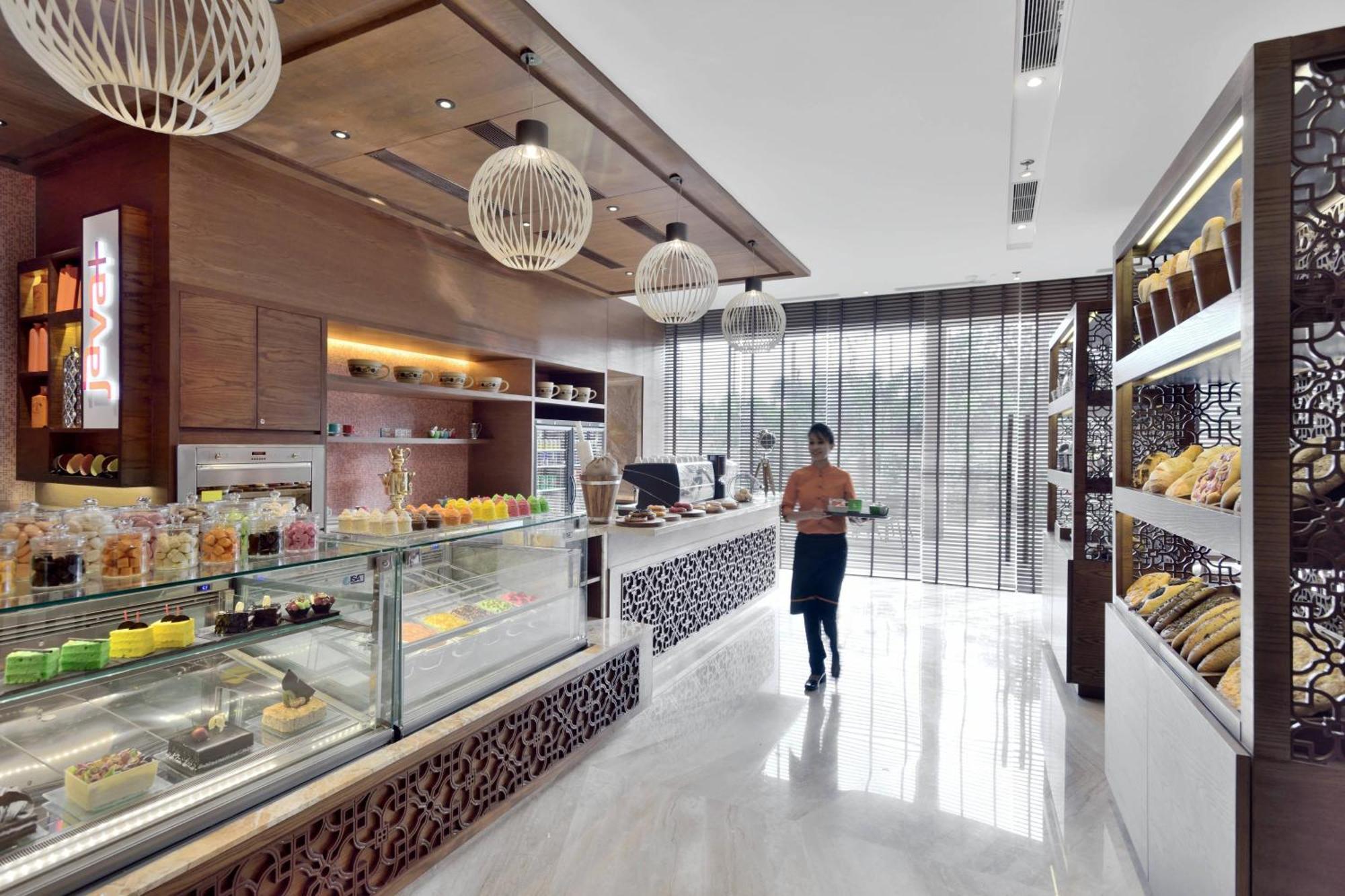 Courtyard By Marriott Raipur Hotel Buitenkant foto