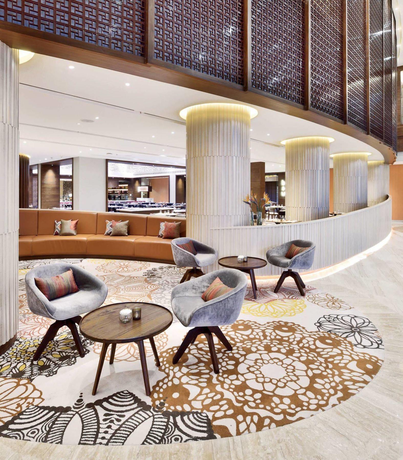 Courtyard By Marriott Raipur Hotel Buitenkant foto